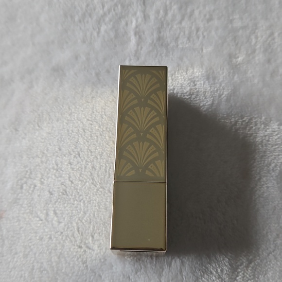 Estée Lauder Red Velvet Lipstick BRAND NEW AB3 Limited Edition Full Size - Picture 3 of 4